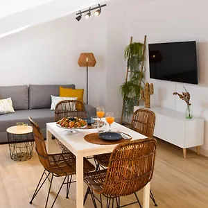  Apartamento Holidays2malaga Trinidad Renovated 1 Bedroom Penthouse Close To Center España